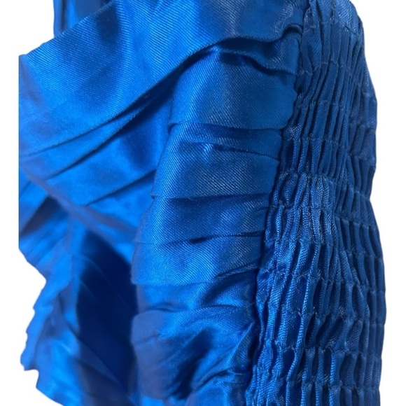 4/$20 Zara pleated cropped key hole knot blouse metallic royal blue- BNWT - Picture 7 of 8